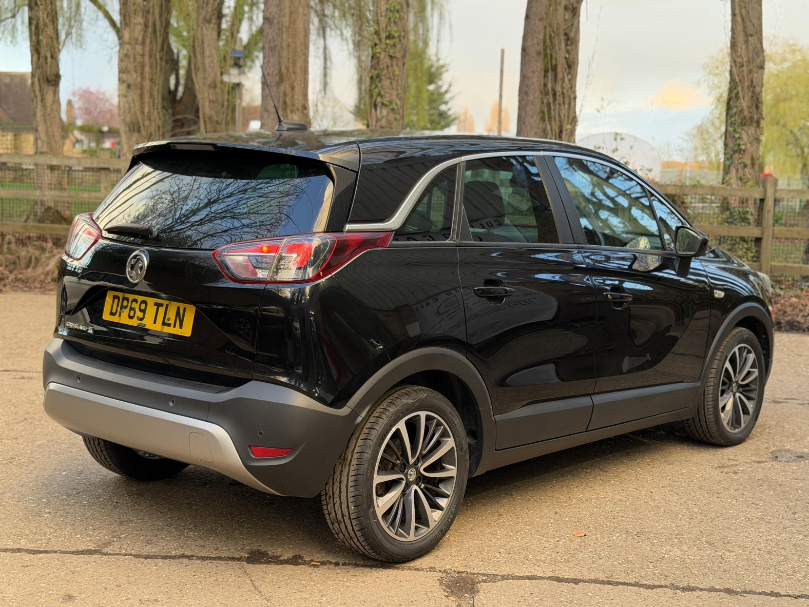 Vauxhall Crossland X 1.2 Elite Nav SUV 5dr Petrol Manual Euro 6 (s/s) (83 ps)