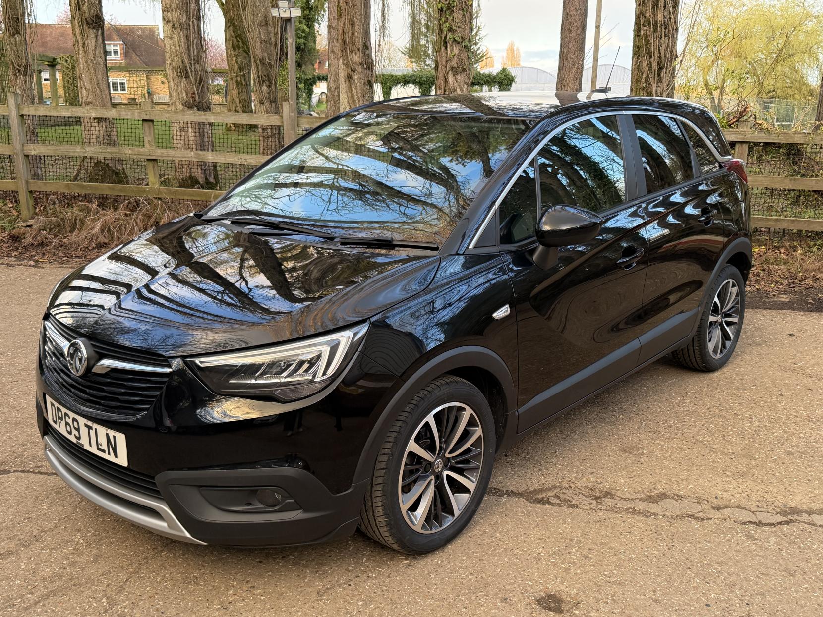 Vauxhall Crossland X 1.2 Elite Nav SUV 5dr Petrol Manual Euro 6 (s/s) (83 ps)