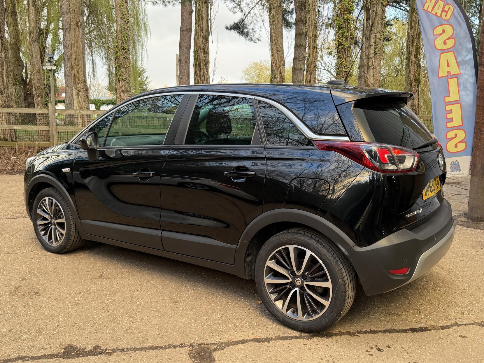 Vauxhall Crossland X 1.2 Elite Nav SUV 5dr Petrol Manual Euro 6 (s/s) (83 ps)