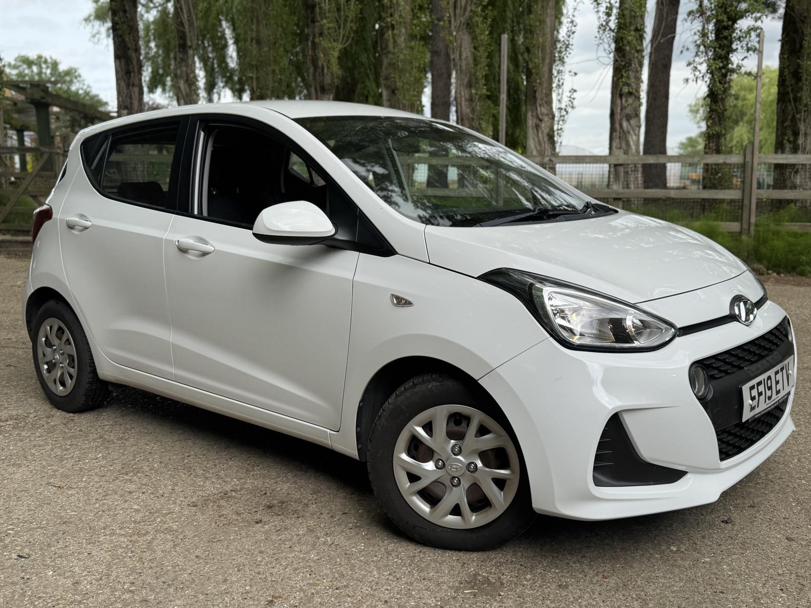 Hyundai i10 1.0 SE Hatchback 5dr Petrol Manual Euro 6 (67 ps)