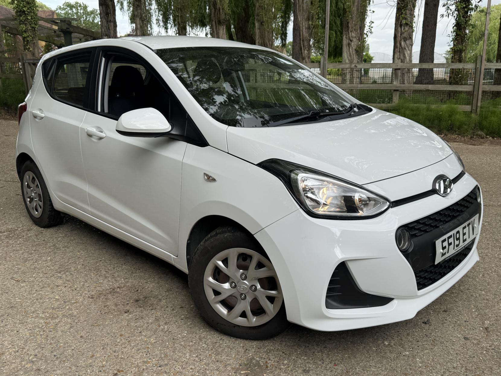 Hyundai i10 1.0 SE Hatchback 5dr Petrol Manual Euro 6 (67 ps)