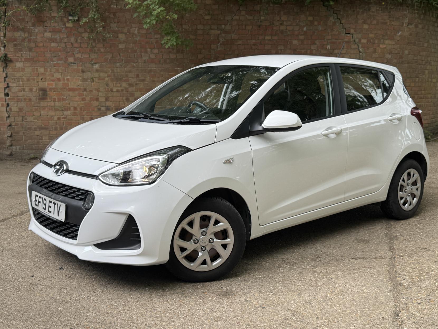 Hyundai i10 1.0 SE Hatchback 5dr Petrol Manual Euro 6 (67 ps)