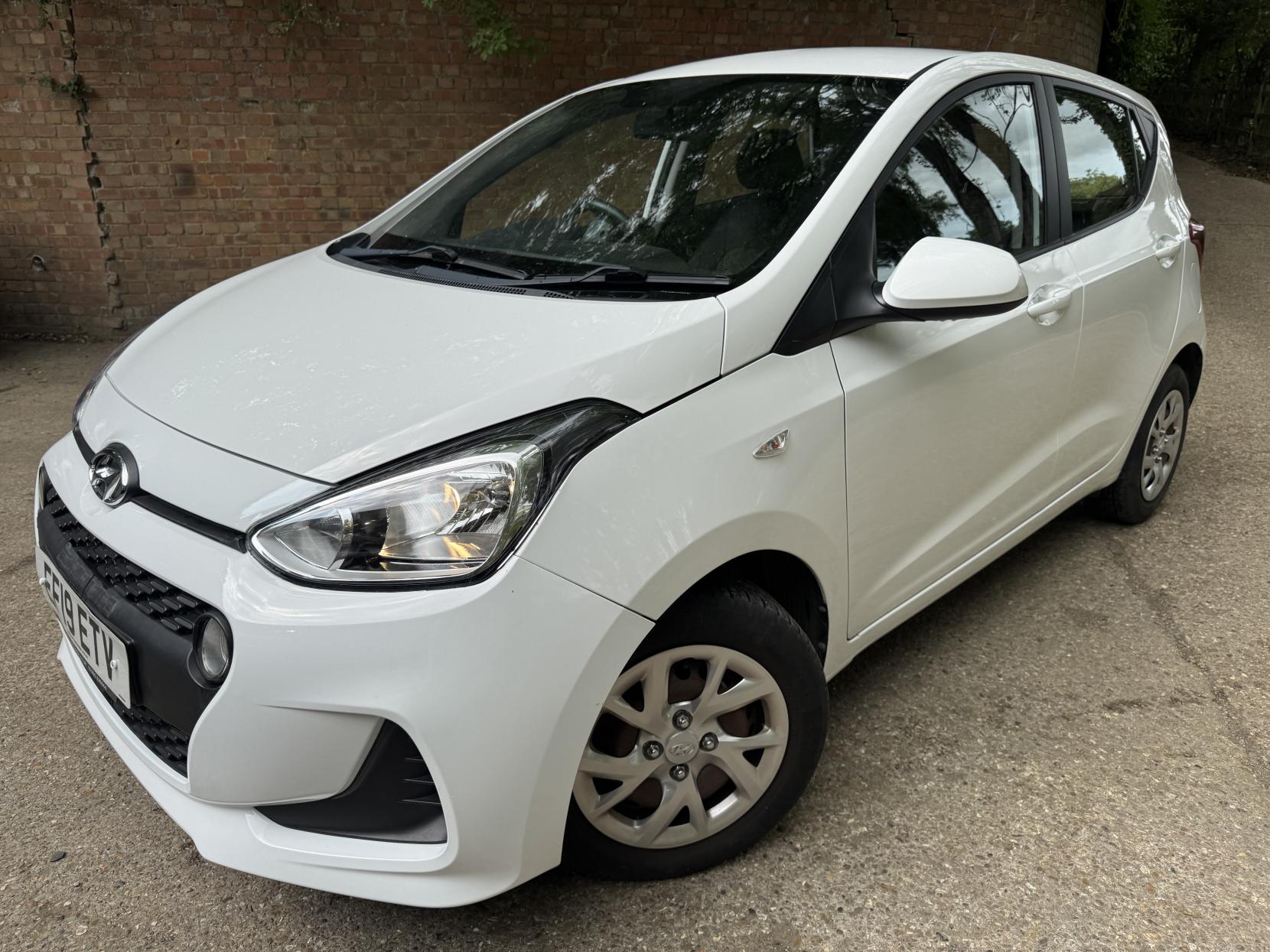 Hyundai i10 1.0 SE Hatchback 5dr Petrol Manual Euro 6 (67 ps)