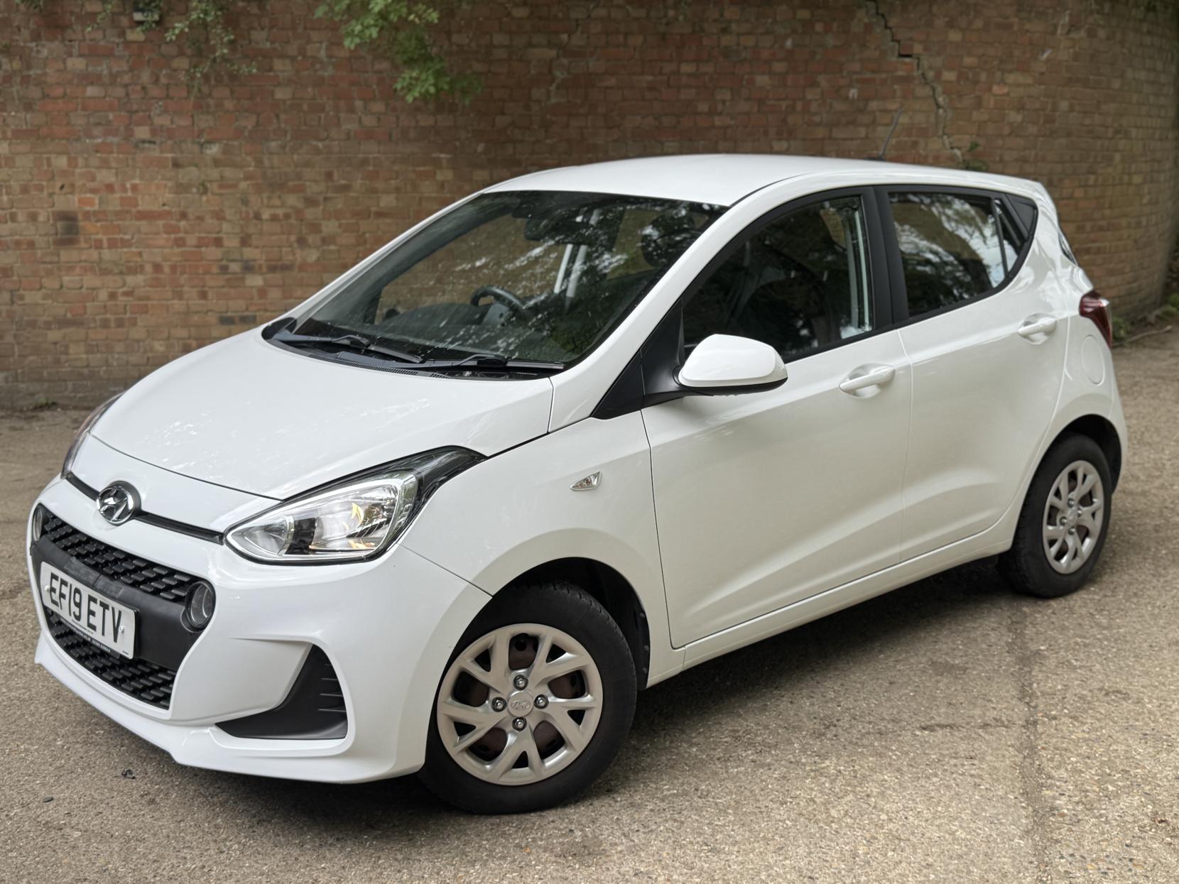 Hyundai i10 1.0 SE Hatchback 5dr Petrol Manual Euro 6 (67 ps)