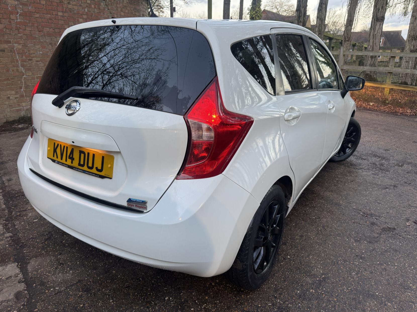 Nissan Note 1.2 12V Acenta Premium Hatchback 5dr Petrol Manual Euro 5 (s/s) (80 ps)