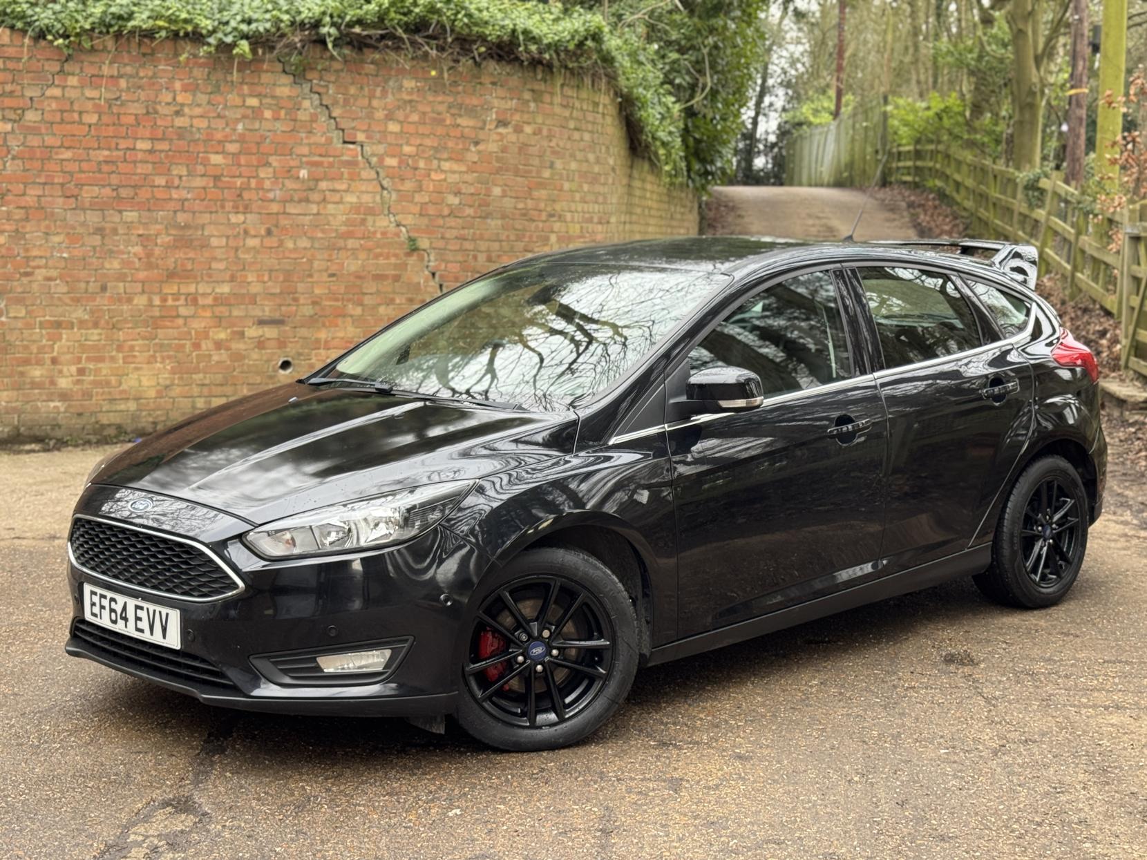 Ford Focus 1.0T EcoBoost Zetec Hatchback 5dr Petrol Manual Euro 6 (s/s) (100 ps)