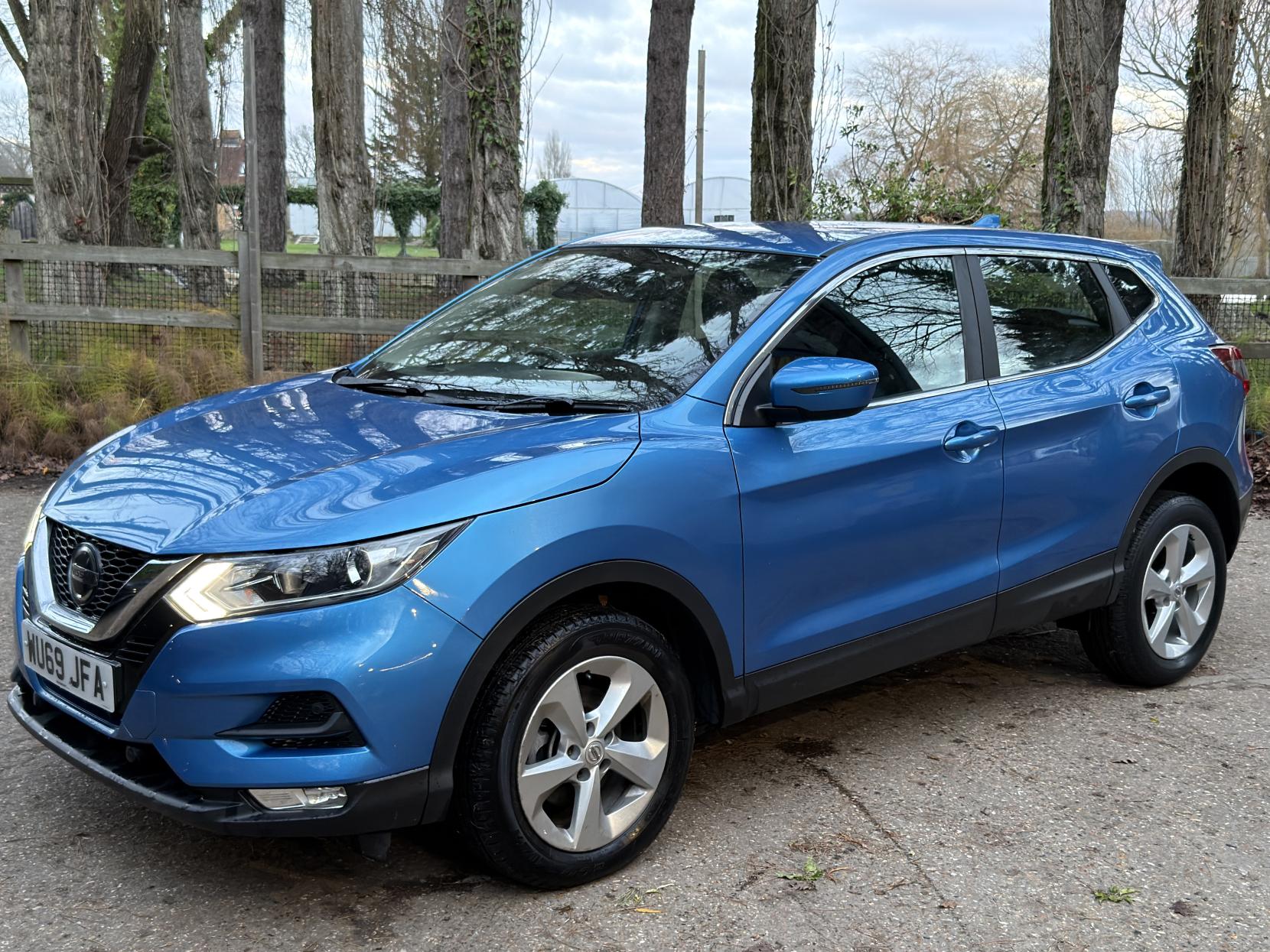 Nissan Qashqai 1.3 DIG-T Acenta Premium SUV 5dr Petrol Manual Euro 6 (s/s) (140 ps)
