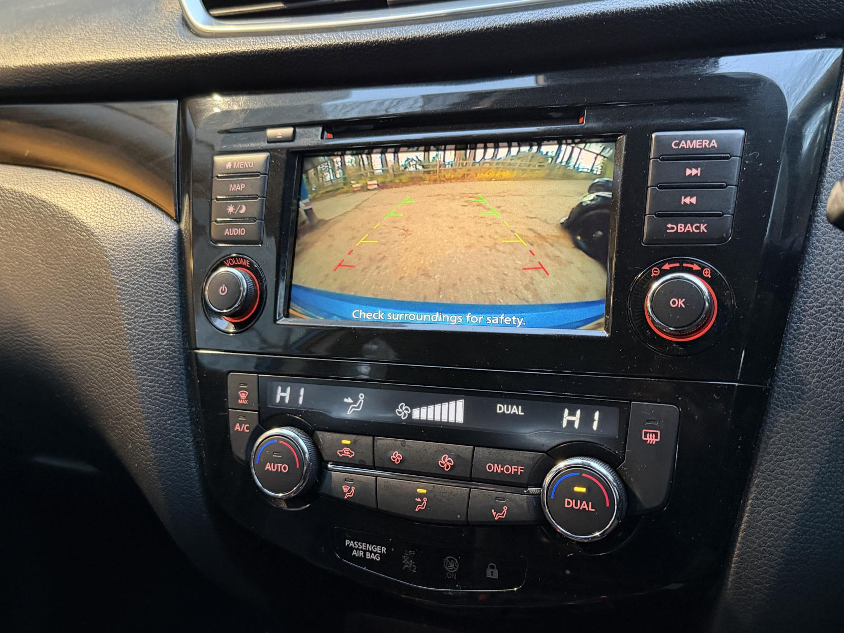 Nissan Qashqai 1.3 DIG-T Acenta Premium SUV 5dr Petrol Manual Euro 6 (s/s) (140 ps)