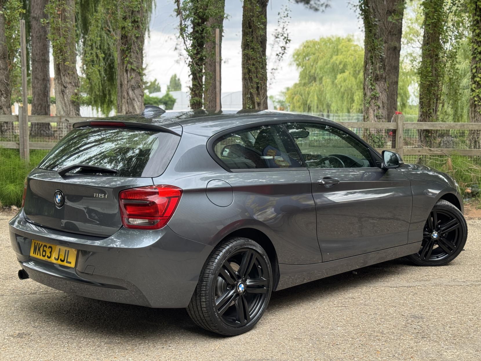 BMW 1 Series 1.6 116i Sport Hatchback 3dr Petrol Manual Euro 6 (s/s) (136 ps)