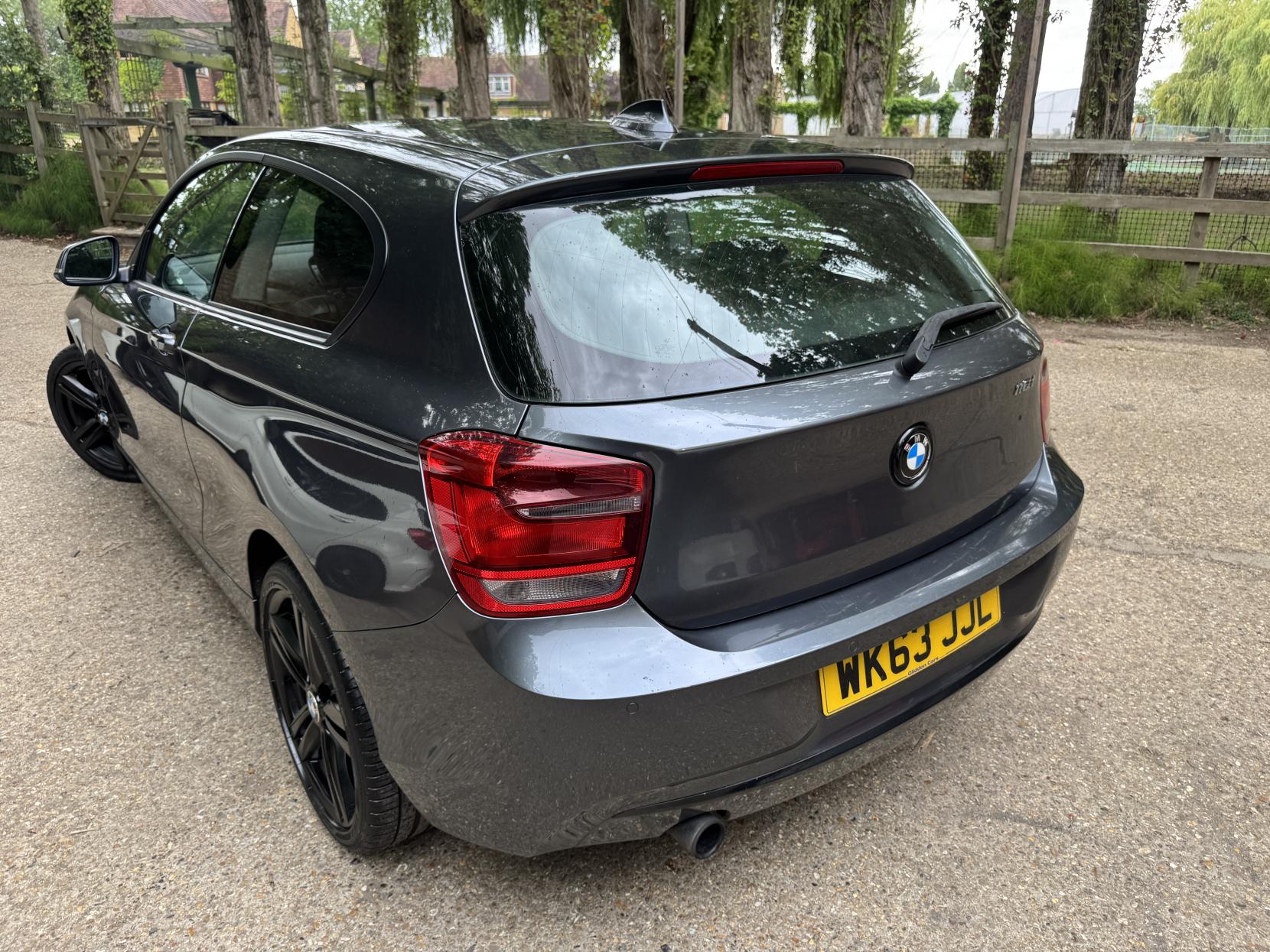 BMW 1 Series 1.6 116i Sport Hatchback 3dr Petrol Manual Euro 6 (s/s) (136 ps)