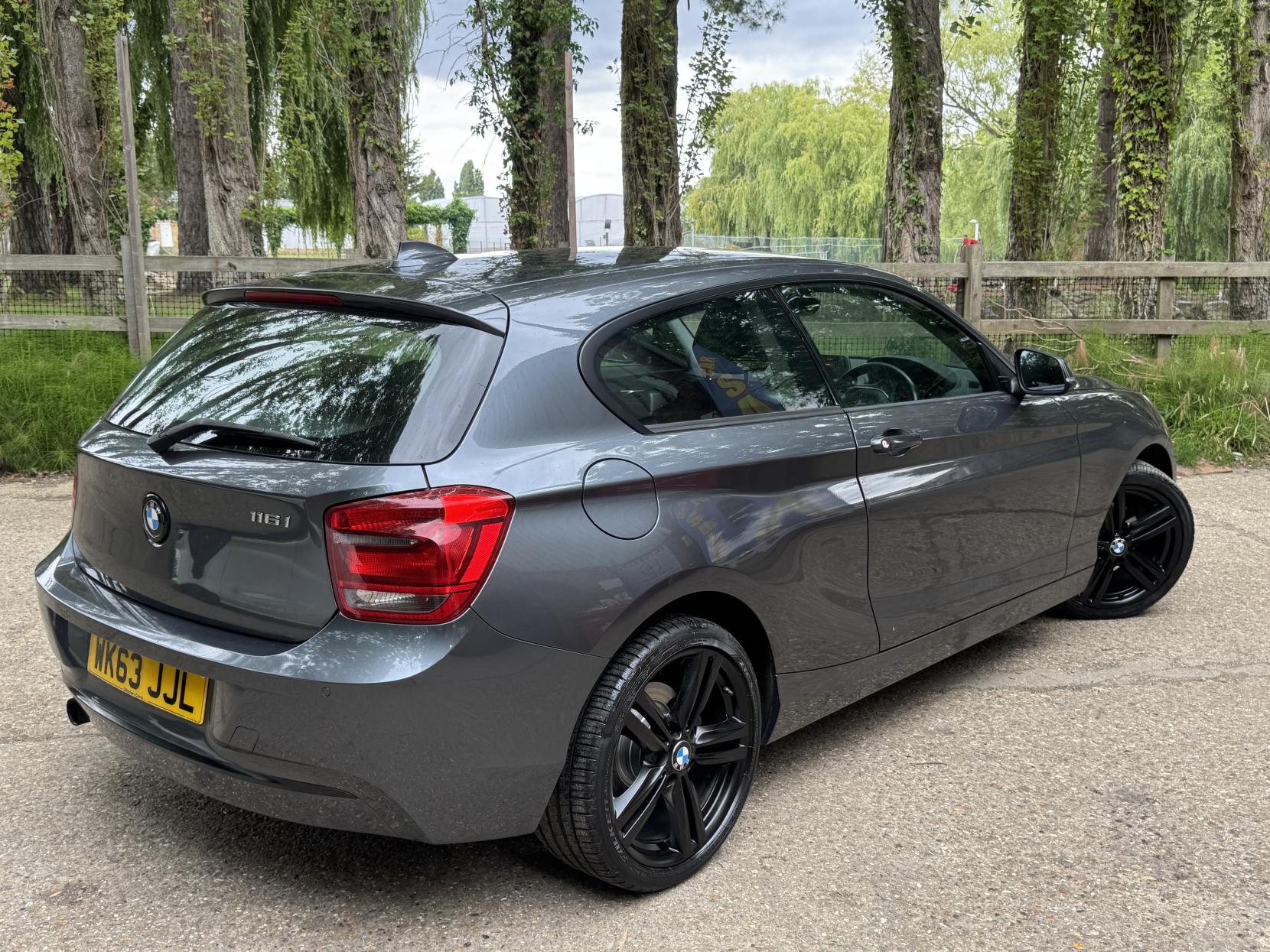 BMW 1 Series 1.6 116i Sport Hatchback 3dr Petrol Manual Euro 6 (s/s) (136 ps)