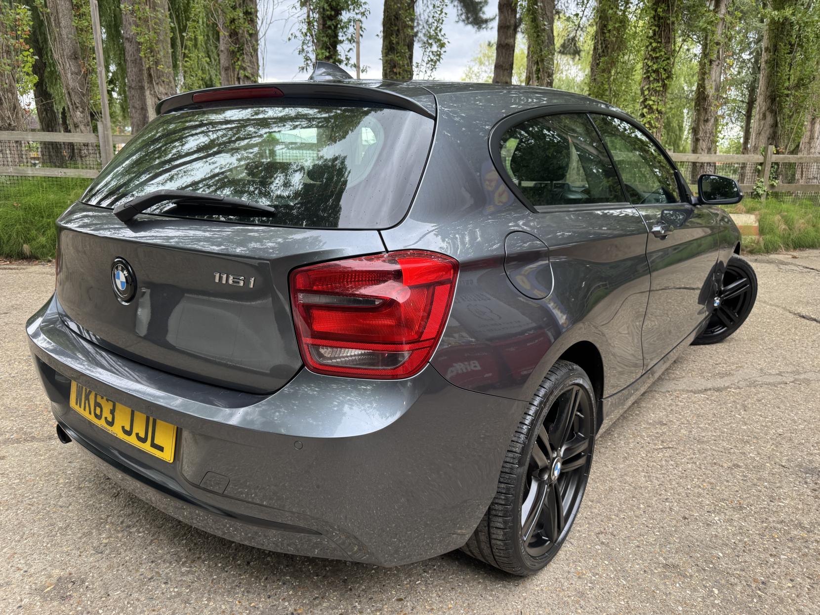 BMW 1 Series 1.6 116i Sport Hatchback 3dr Petrol Manual Euro 6 (s/s) (136 ps)