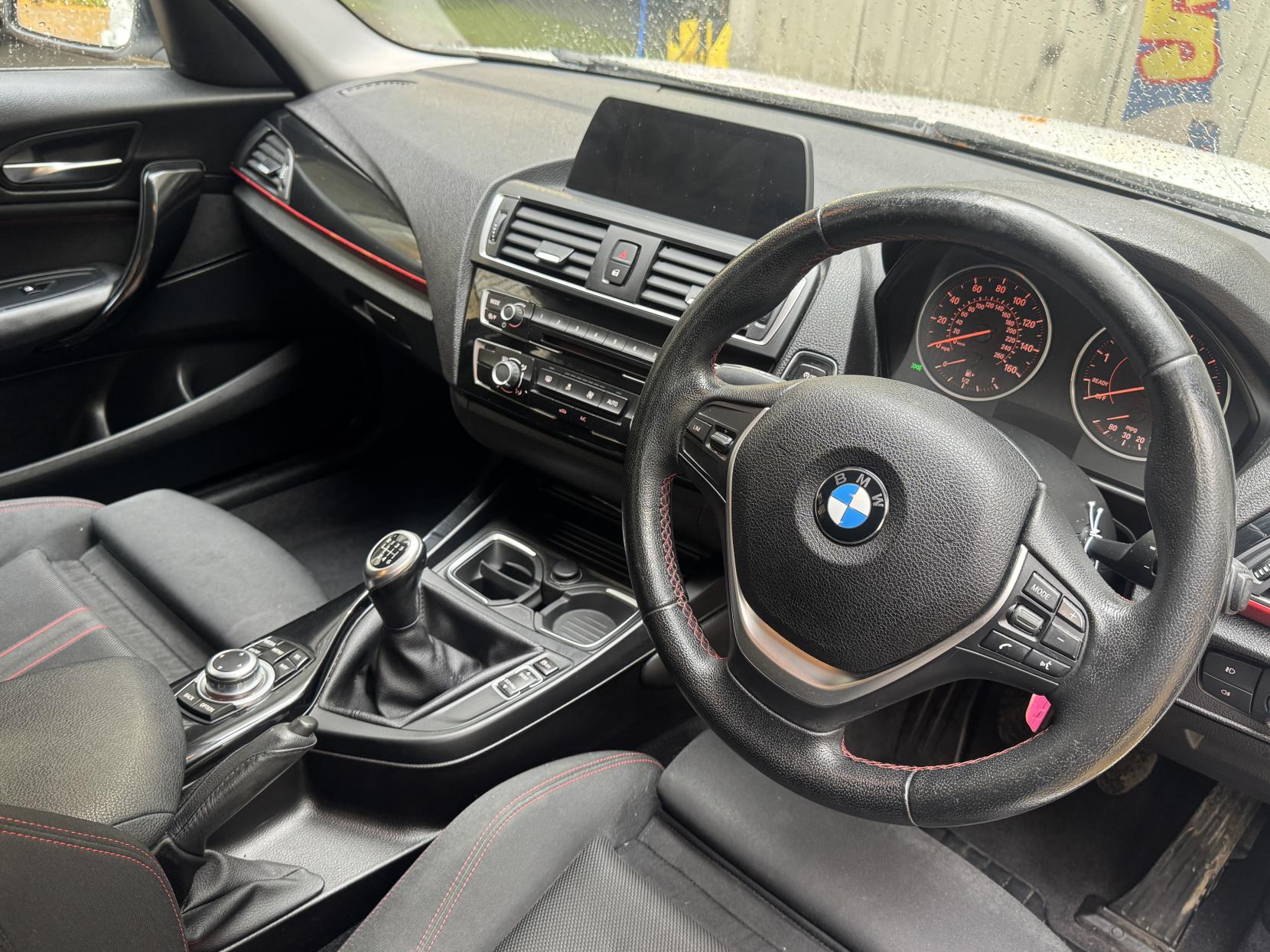 BMW 1 Series 1.5 118i Sport Hatchback 5dr Petrol Manual Euro 6 (s/s) (136 ps)