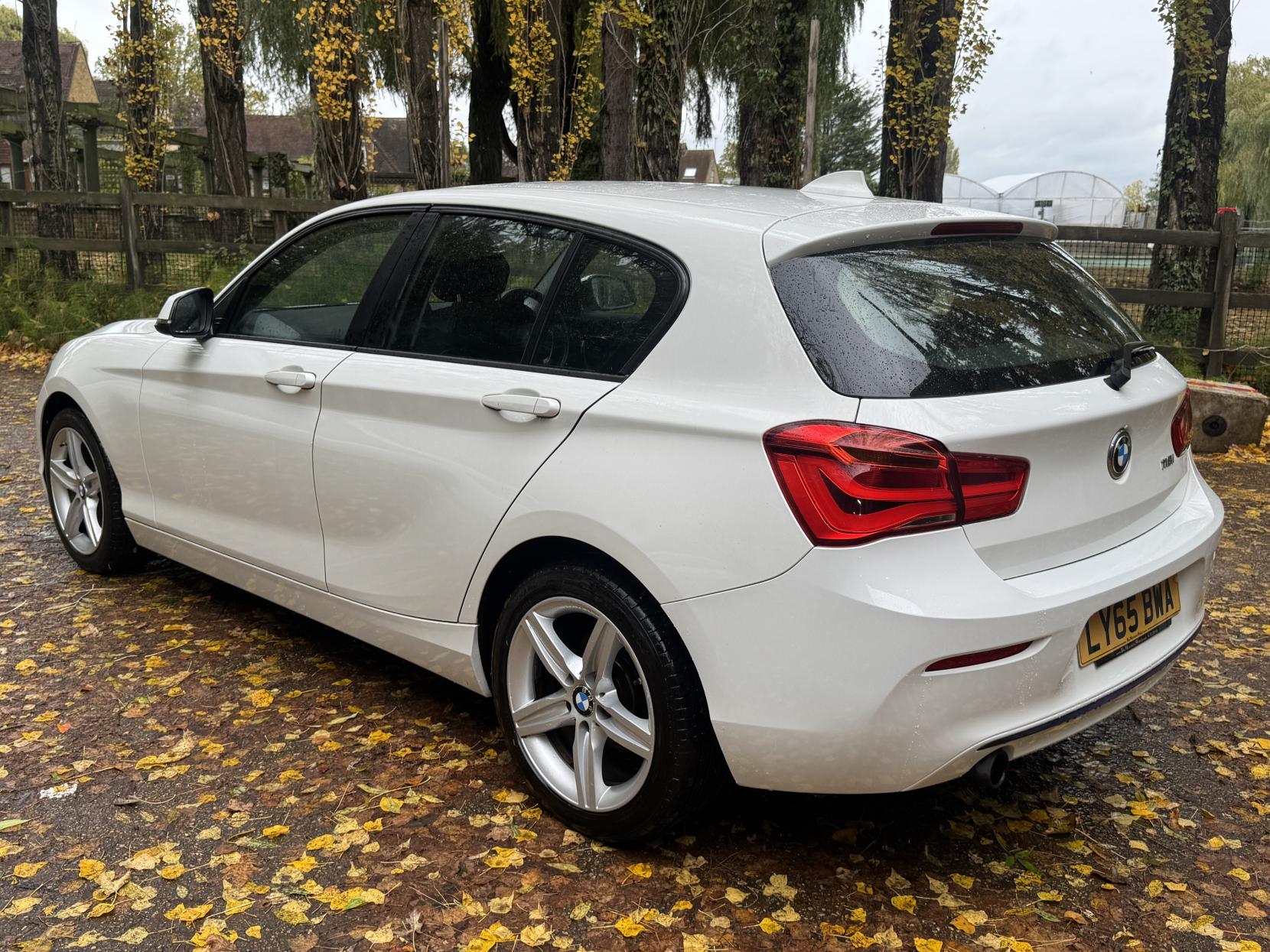 BMW 1 Series 1.5 118i Sport Hatchback 5dr Petrol Manual Euro 6 (s/s) (136 ps)