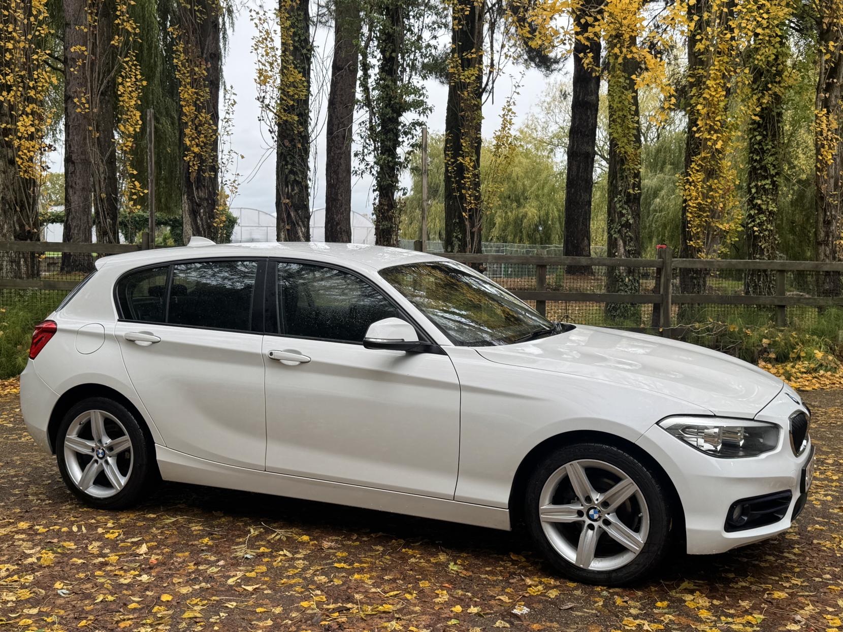 BMW 1 Series 1.5 118i Sport Hatchback 5dr Petrol Manual Euro 6 (s/s) (136 ps)