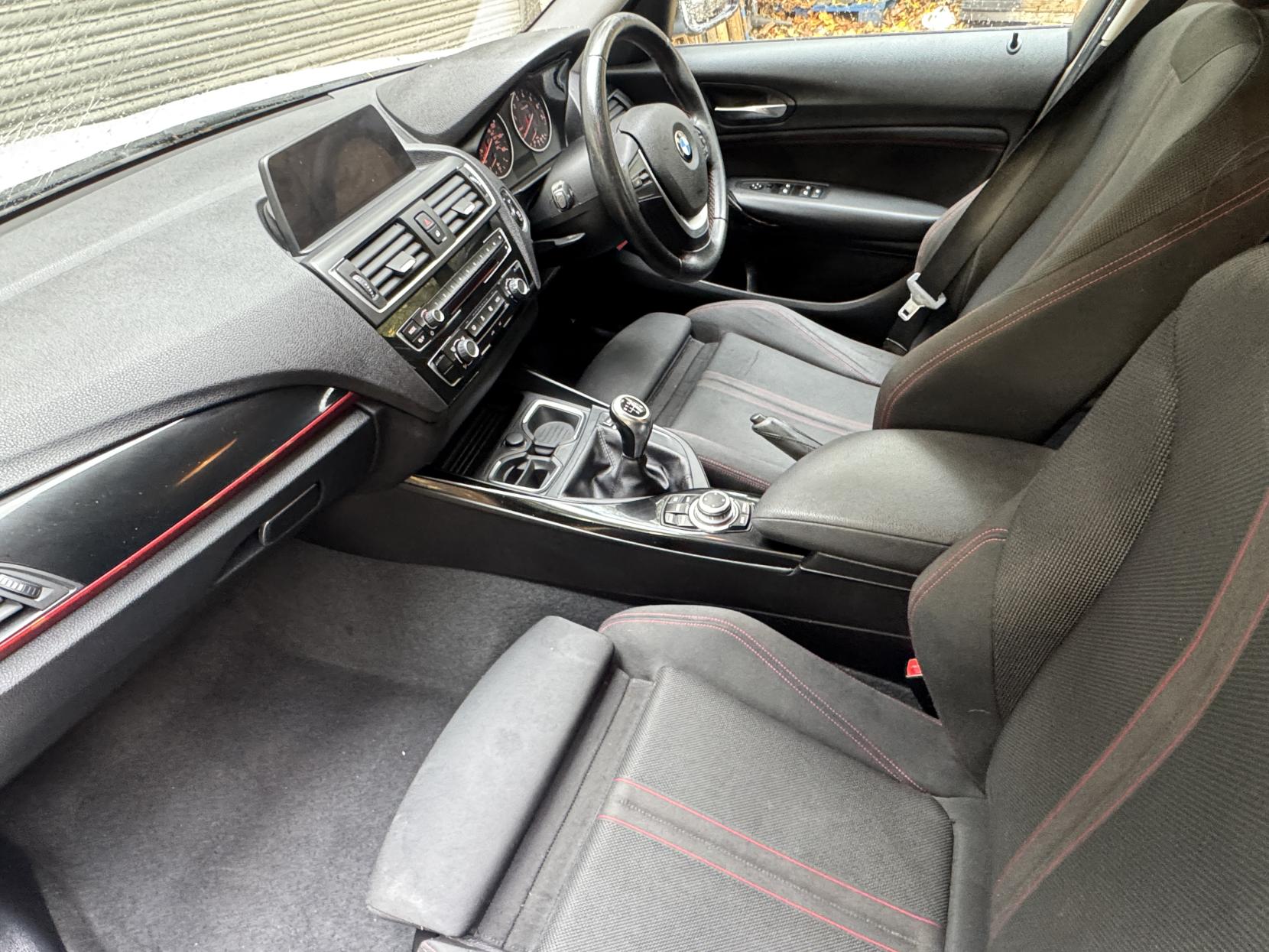 BMW 1 Series 1.5 118i Sport Hatchback 5dr Petrol Manual Euro 6 (s/s) (136 ps)