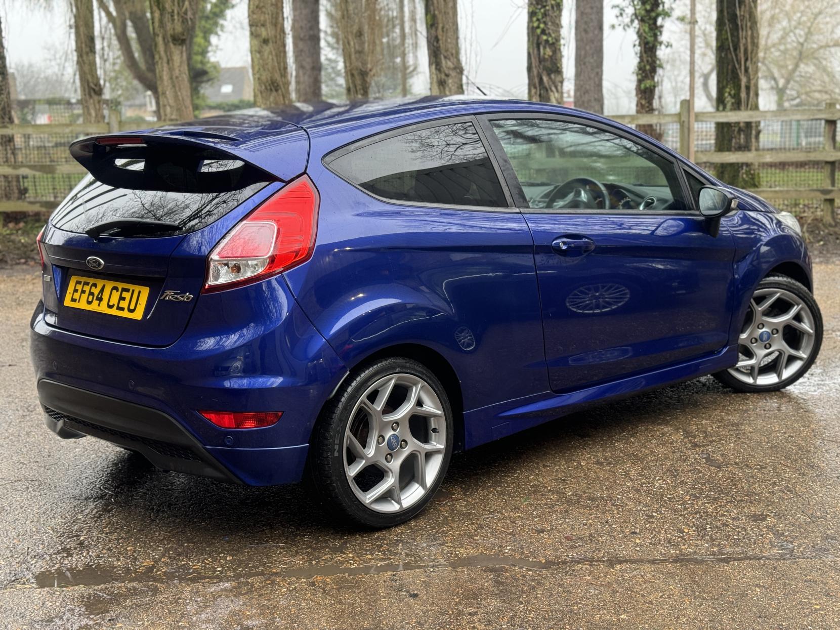 Ford Fiesta 1.0T EcoBoost Zetec S Hatchback 3dr Petrol Manual Euro 5 (s/s) (125 ps)