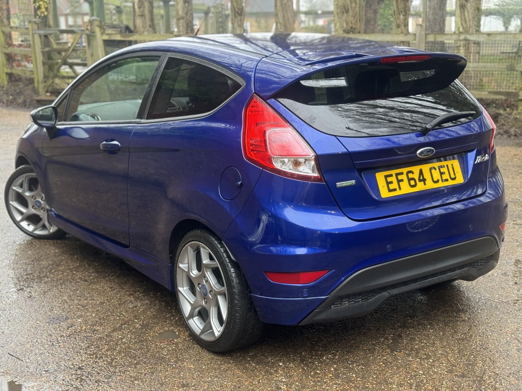 Ford Fiesta 1.0T EcoBoost Zetec S Hatchback 3dr Petrol Manual Euro 5 (s/s) (125 ps)