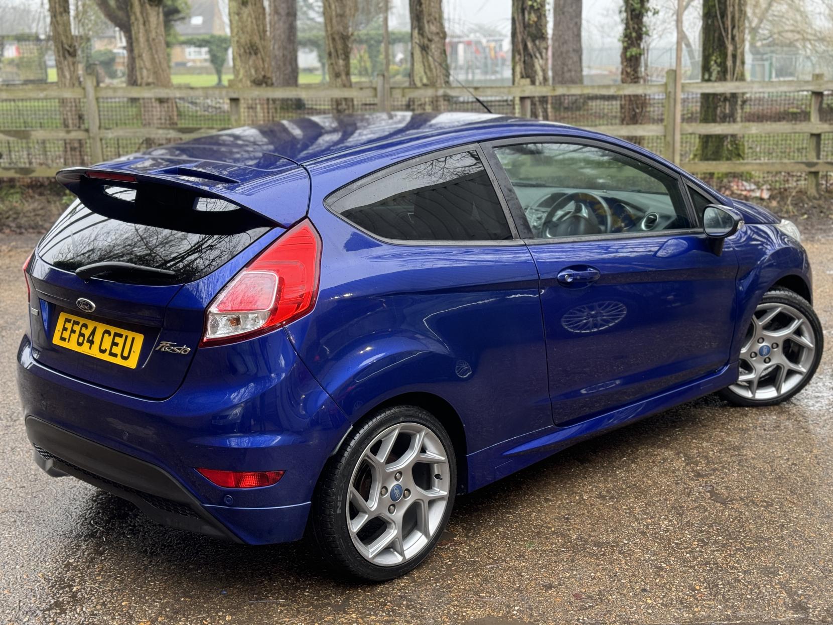 Ford Fiesta 1.0T EcoBoost Zetec S Hatchback 3dr Petrol Manual Euro 5 (s/s) (125 ps)