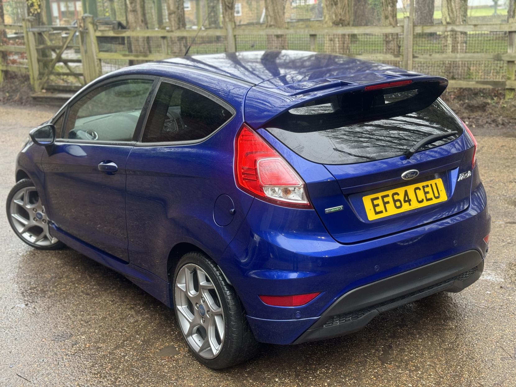 Ford Fiesta 1.0T EcoBoost Zetec S Hatchback 3dr Petrol Manual Euro 5 (s/s) (125 ps)