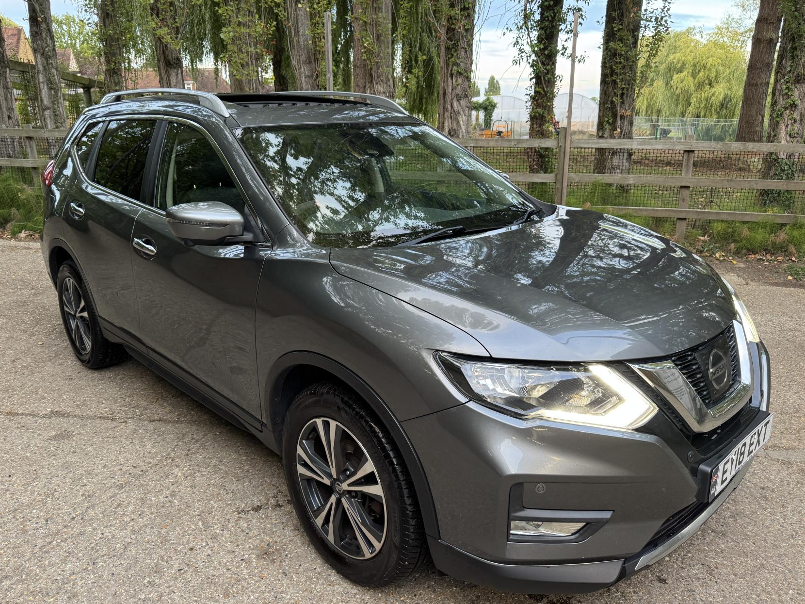 Nissan X-Trail 1.6 dCi N-Connecta SUV 5dr Diesel XTRON Euro 6 (s/s) (130 ps)