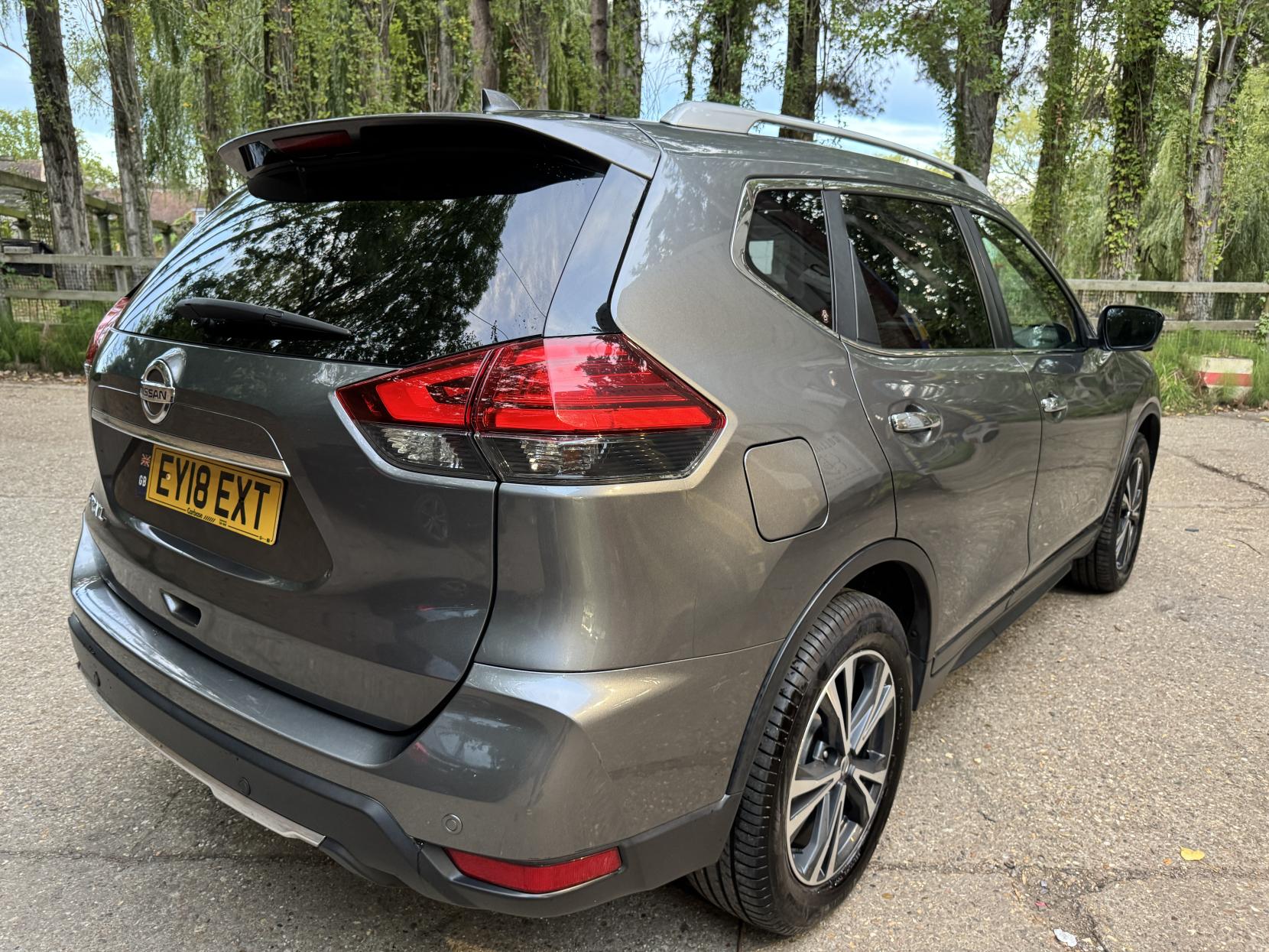 Nissan X-Trail 1.6 dCi N-Connecta SUV 5dr Diesel XTRON Euro 6 (s/s) (130 ps)