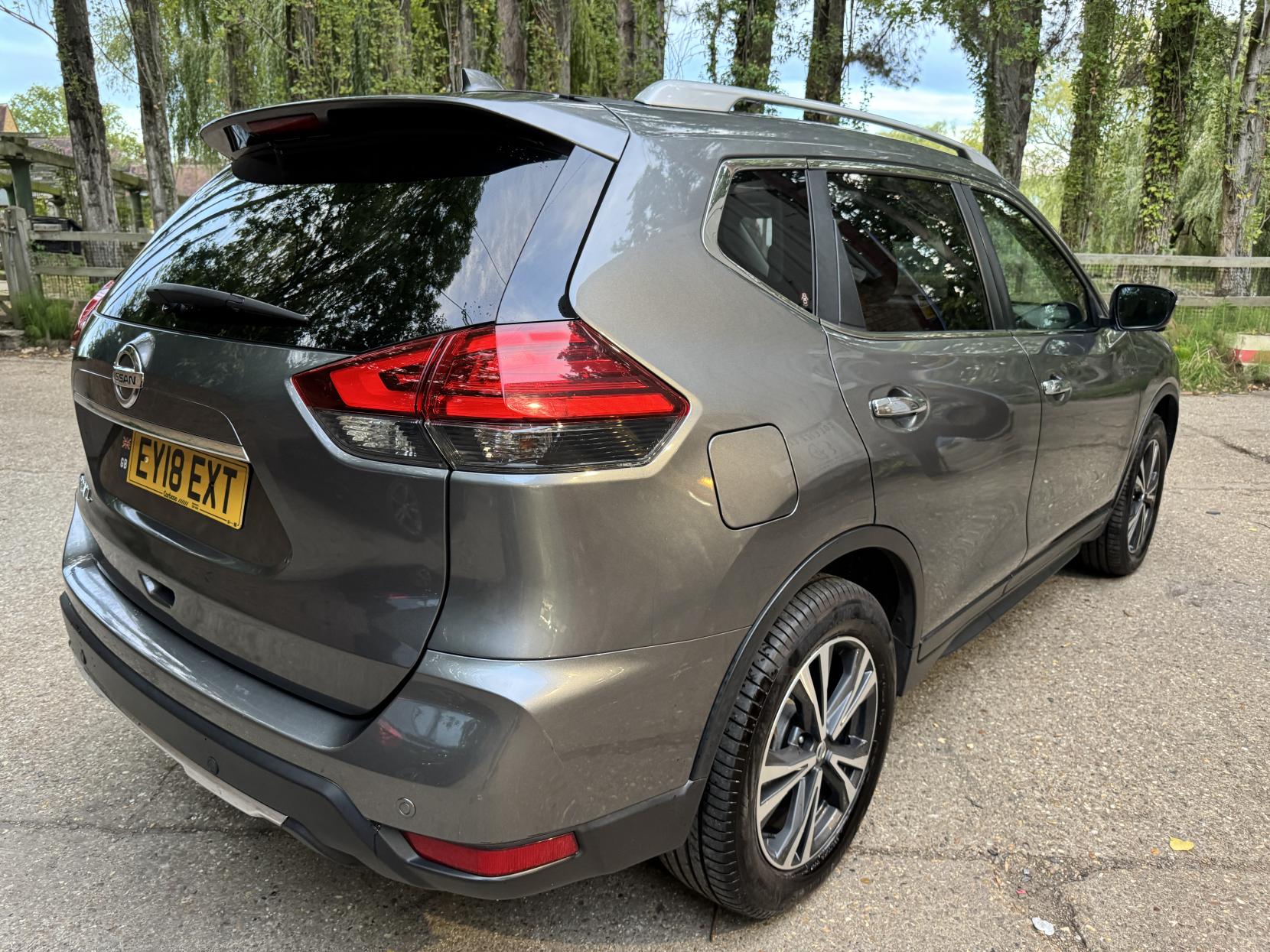 Nissan X-Trail 1.6 dCi N-Connecta SUV 5dr Diesel XTRON Euro 6 (s/s) (130 ps)
