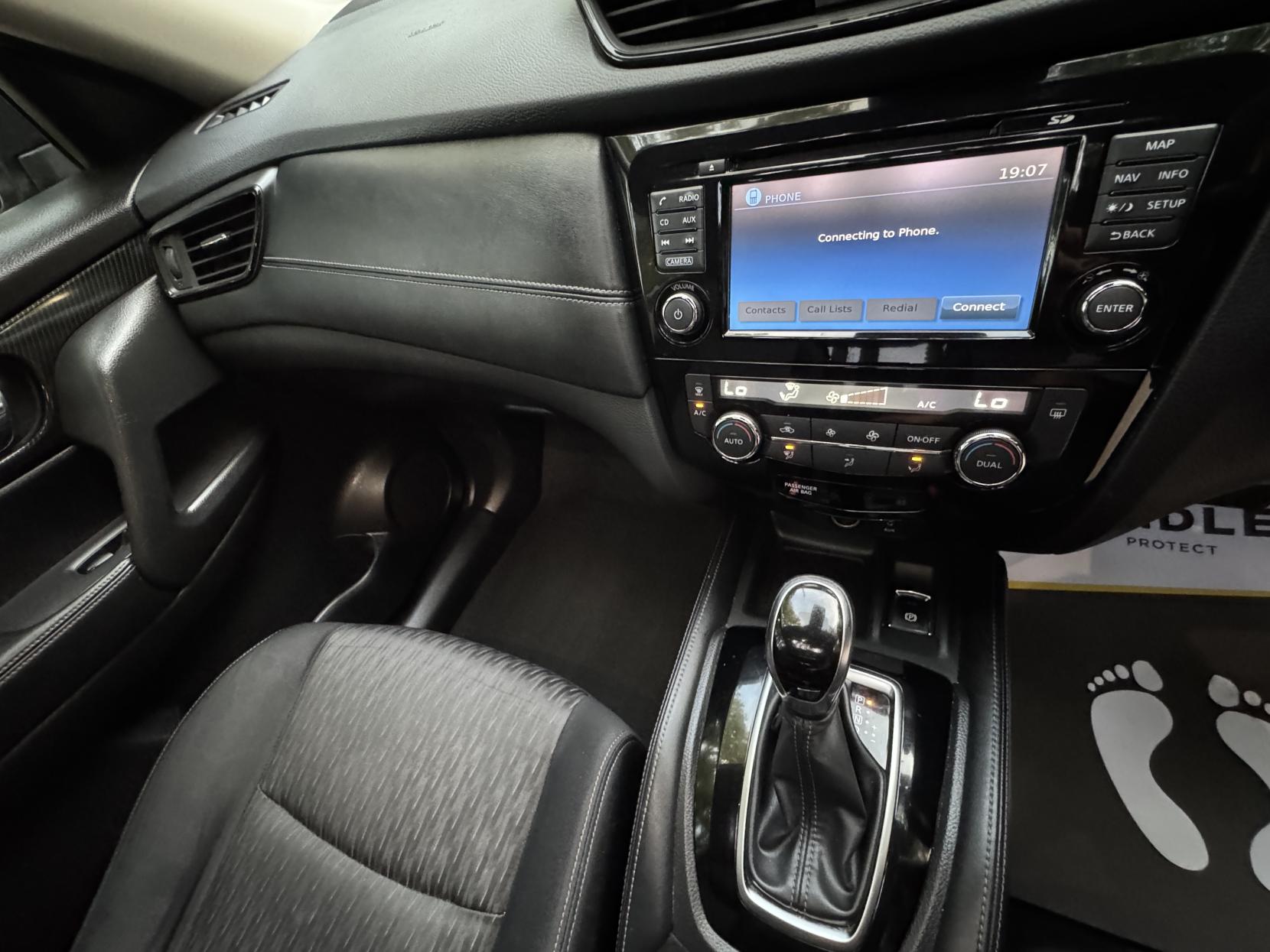 Nissan X-Trail 1.6 dCi N-Connecta SUV 5dr Diesel XTRON Euro 6 (s/s) (130 ps)