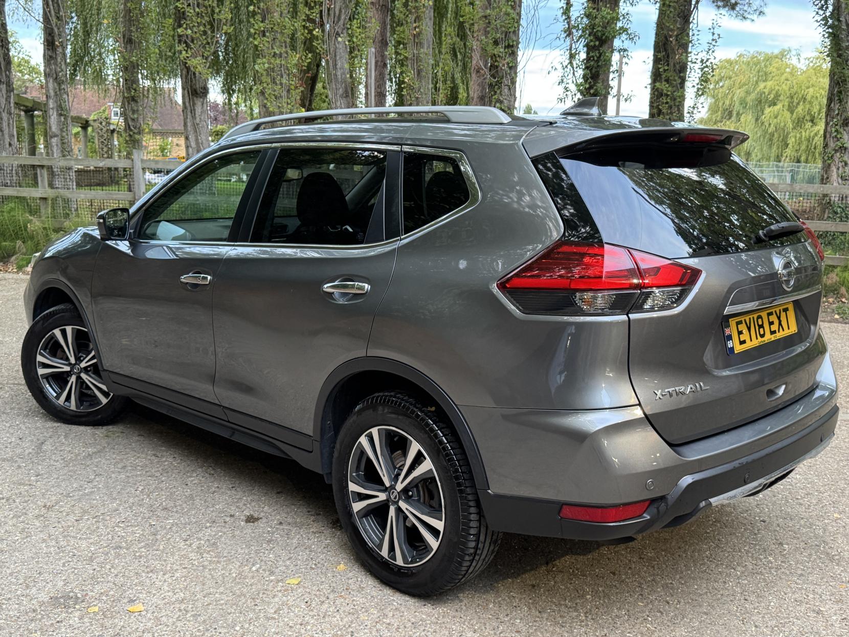 Nissan X-Trail 1.6 dCi N-Connecta SUV 5dr Diesel XTRON Euro 6 (s/s) (130 ps)