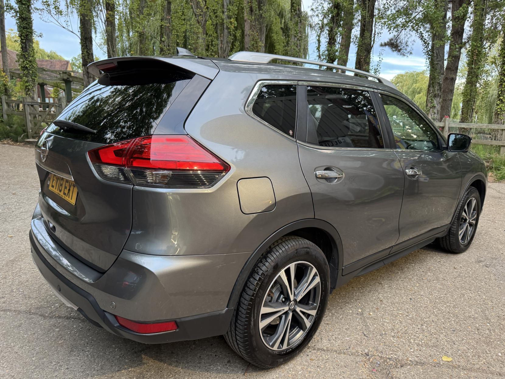 Nissan X-Trail 1.6 dCi N-Connecta SUV 5dr Diesel XTRON Euro 6 (s/s) (130 ps)
