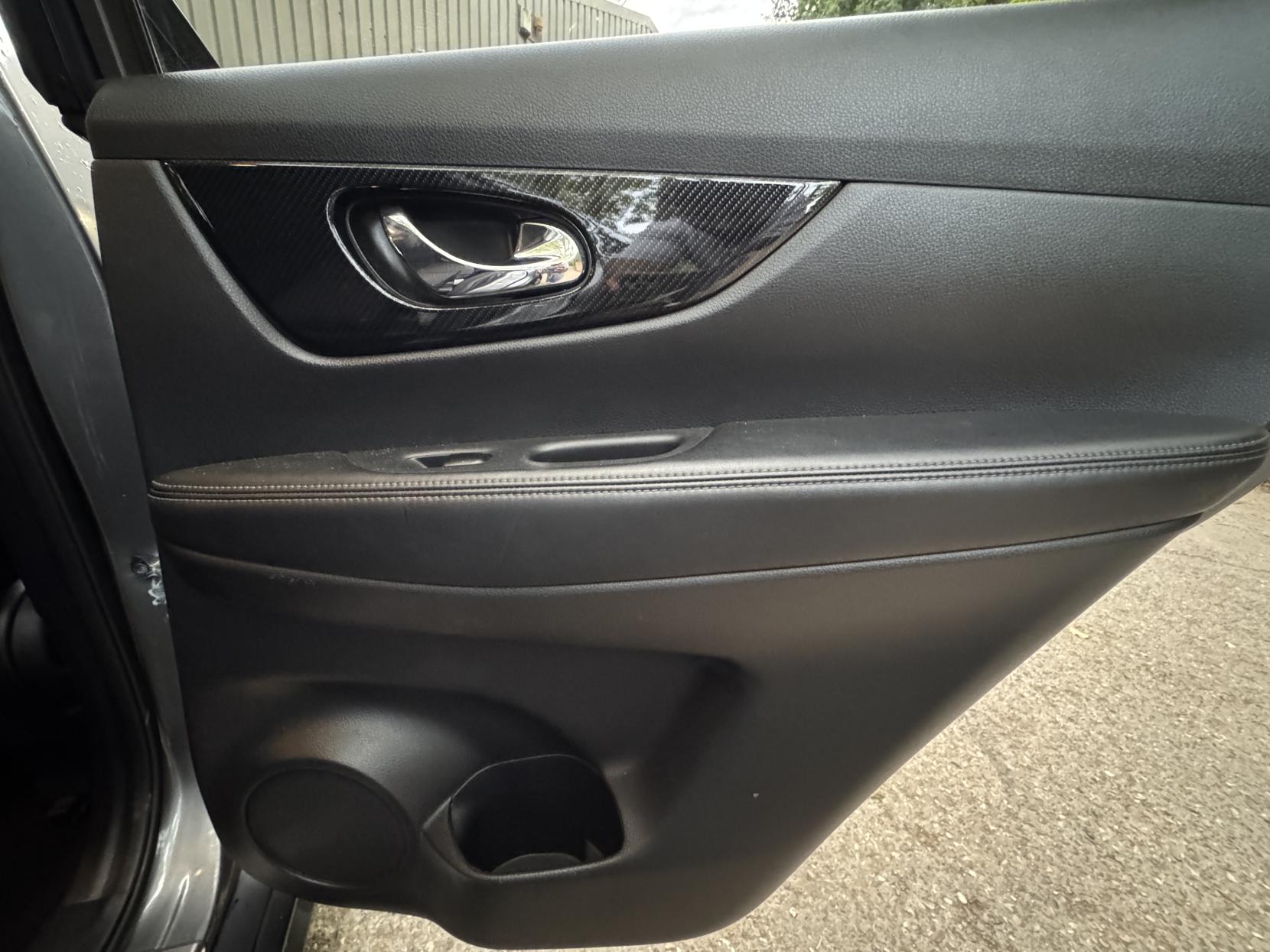 Nissan X-Trail 1.6 dCi N-Connecta SUV 5dr Diesel XTRON Euro 6 (s/s) (130 ps)