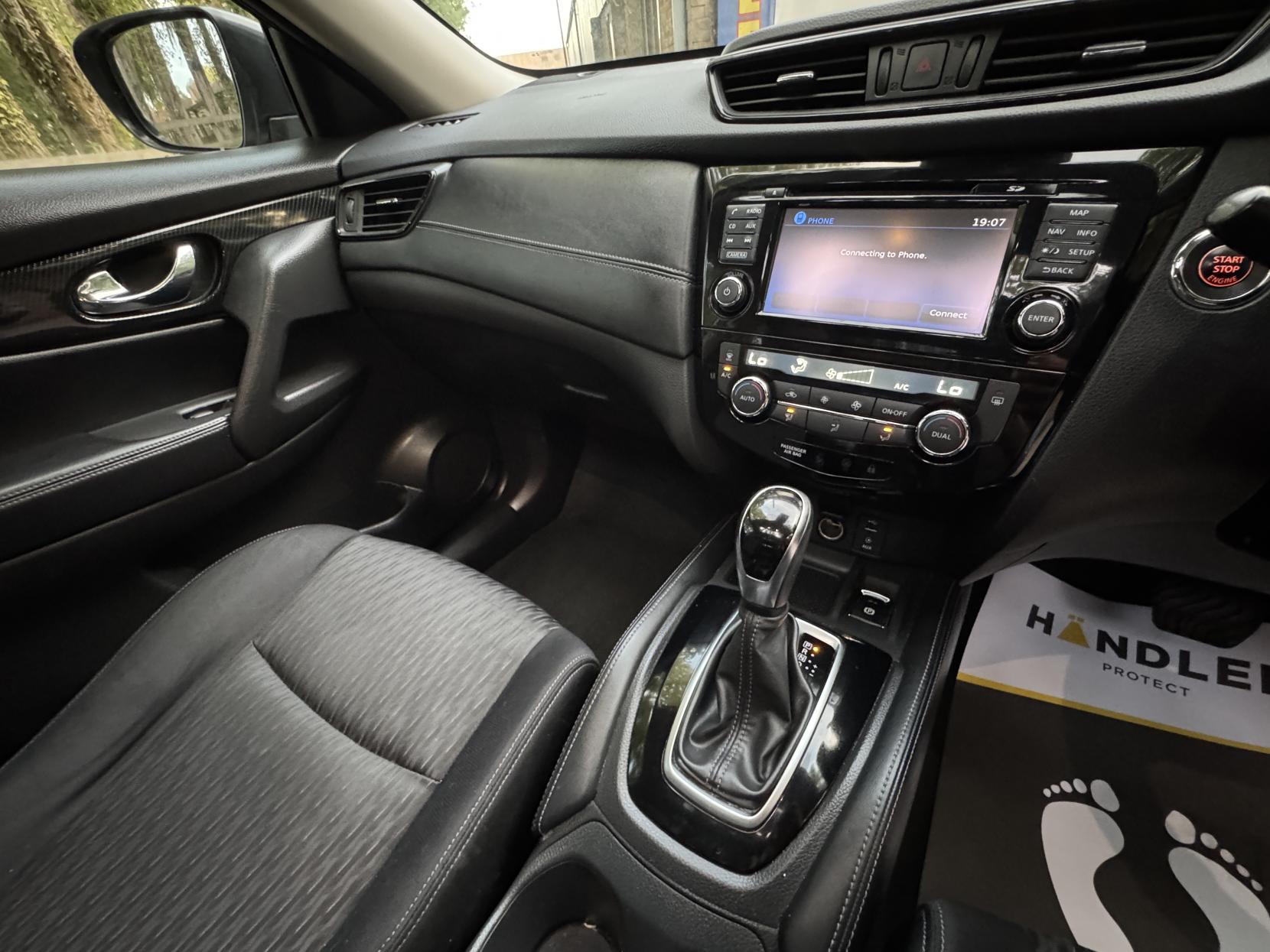 Nissan X-Trail 1.6 dCi N-Connecta SUV 5dr Diesel XTRON Euro 6 (s/s) (130 ps)