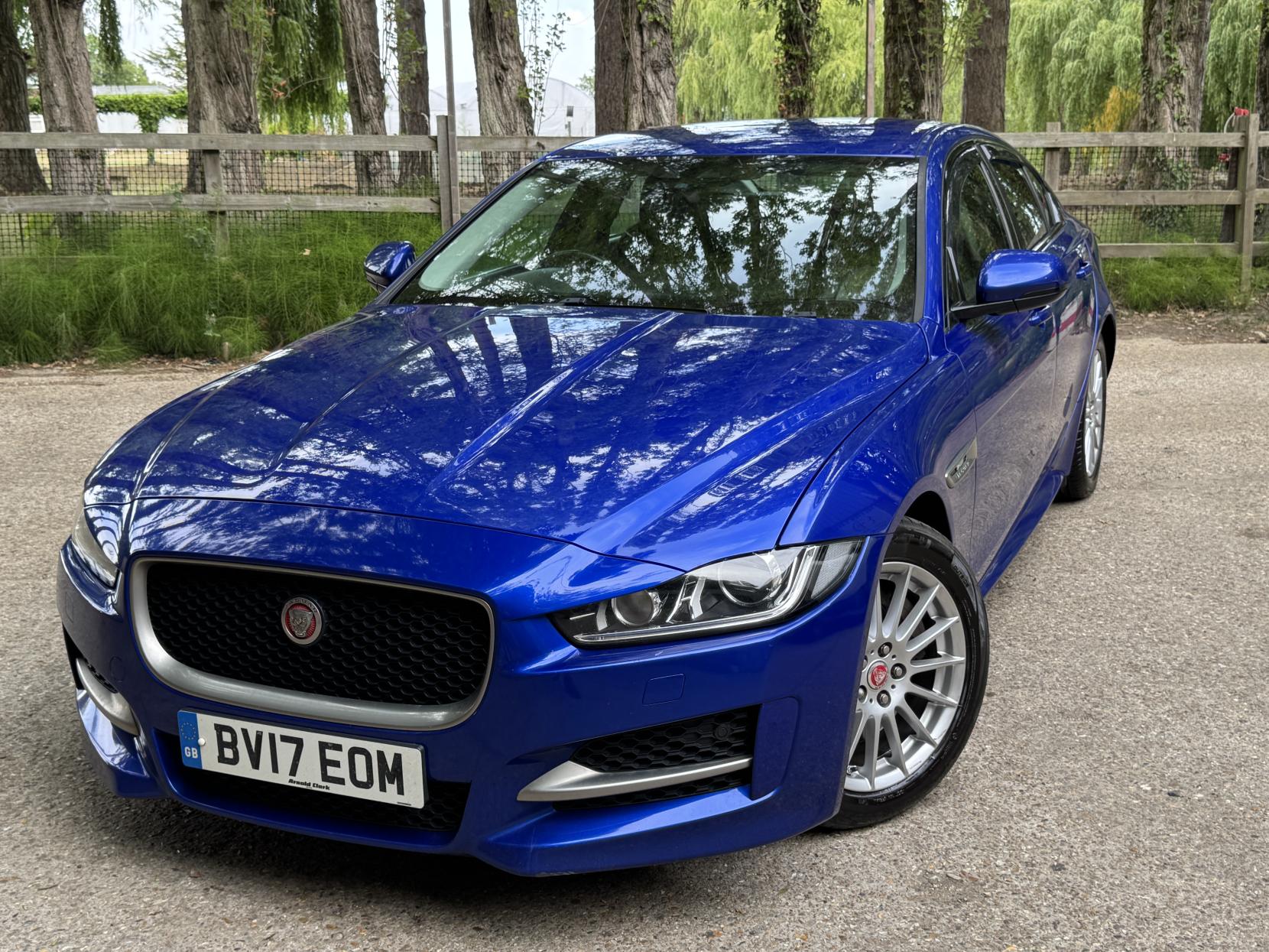 Jaguar XE 2.0d R-Sport Saloon 4dr Diesel Manual Euro 6 (s/s) (163 ps)