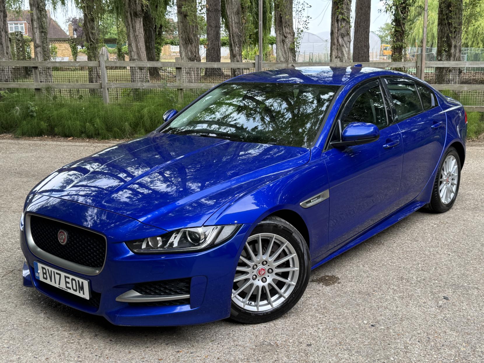 Jaguar XE 2.0d R-Sport Saloon 4dr Diesel Manual Euro 6 (s/s) (163 ps)