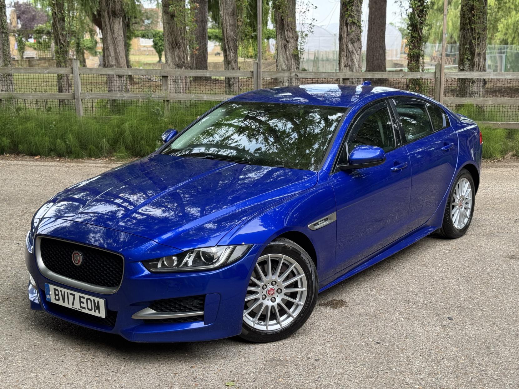 Jaguar XE 2.0d R-Sport Saloon 4dr Diesel Manual Euro 6 (s/s) (163 ps)