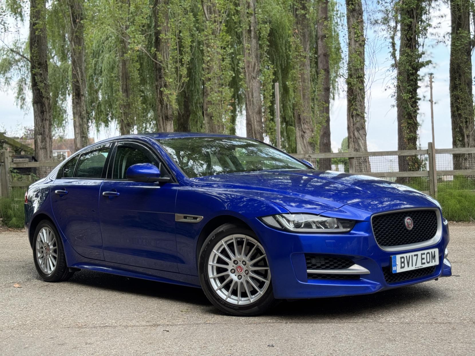 Jaguar XE 2.0d R-Sport Saloon 4dr Diesel Manual Euro 6 (s/s) (163 ps)