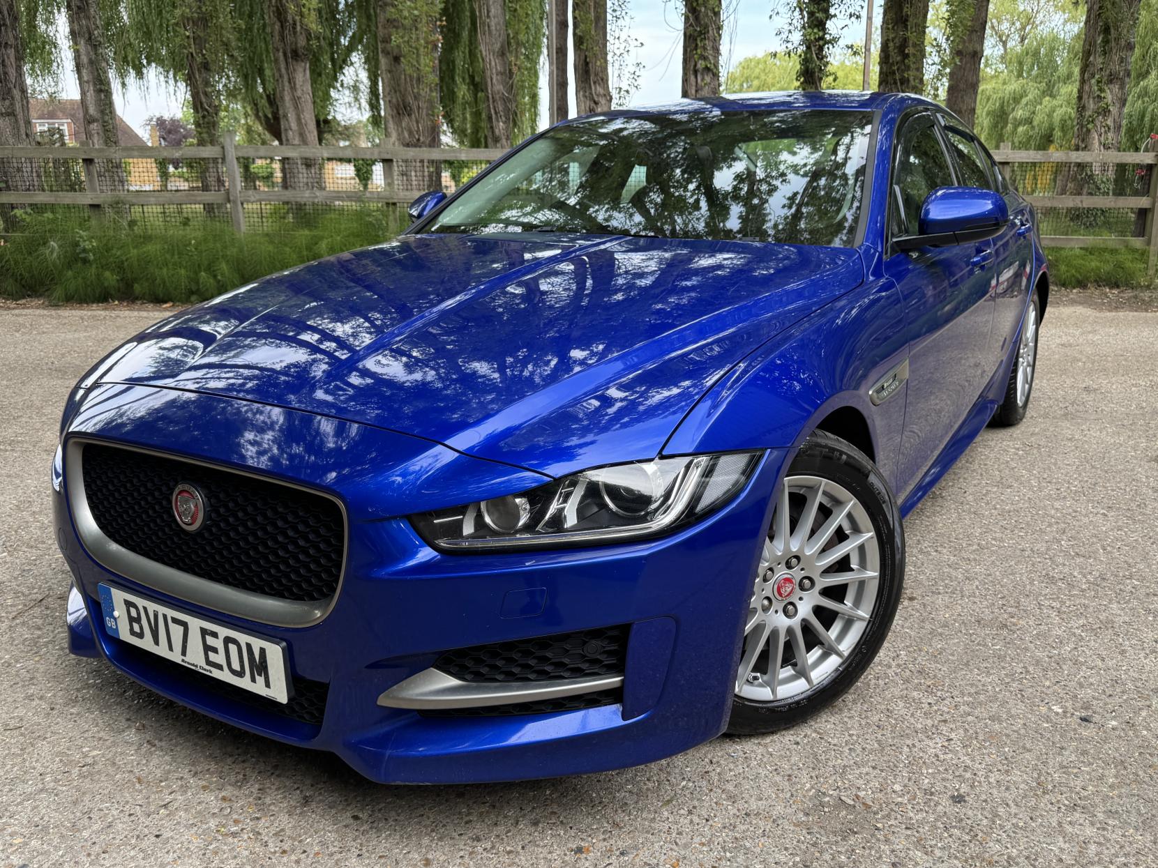 Jaguar XE 2.0d R-Sport Saloon 4dr Diesel Manual Euro 6 (s/s) (163 ps)
