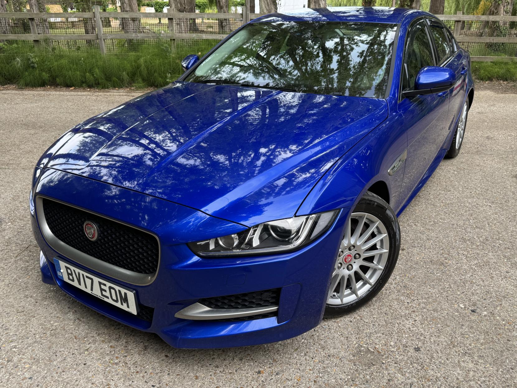 Jaguar XE 2.0d R-Sport Saloon 4dr Diesel Manual Euro 6 (s/s) (163 ps)
