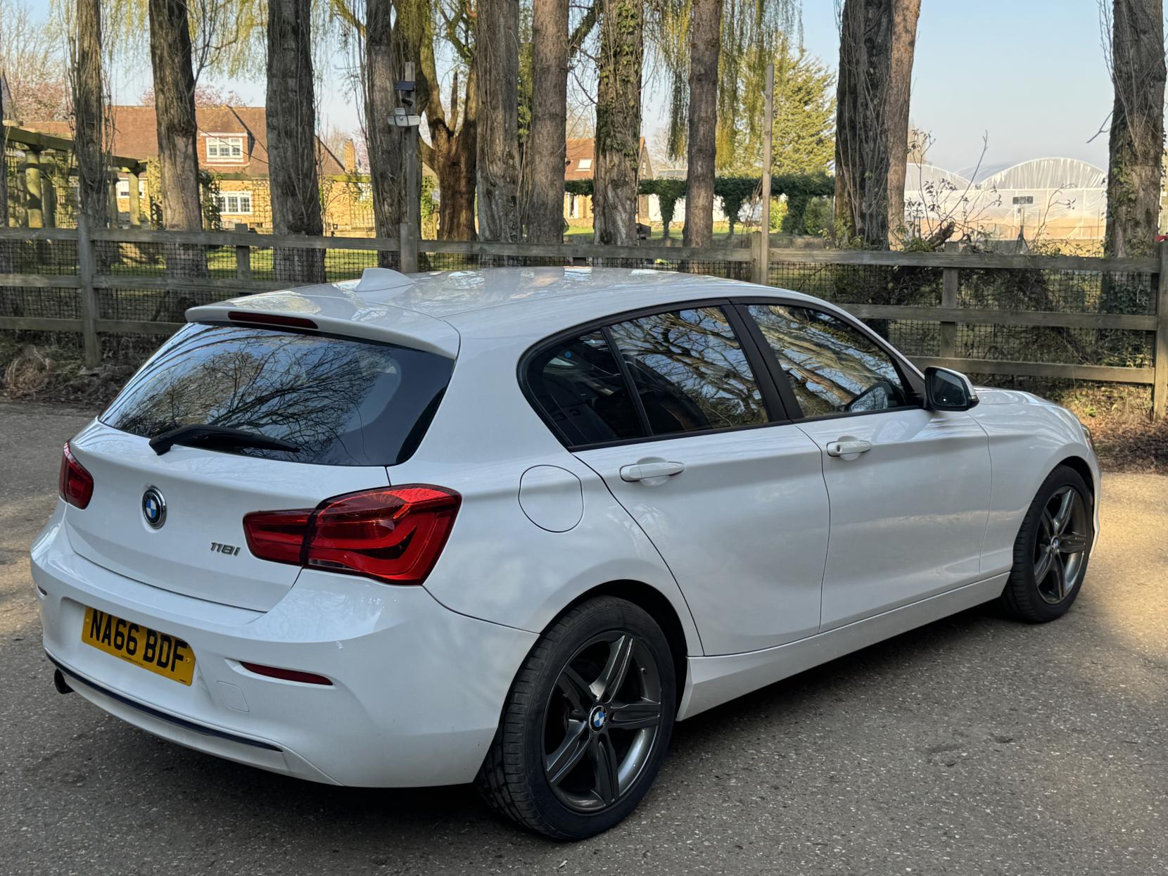 BMW 1 Series 1.5 118i Sport Hatchback 5dr Petrol Manual Euro 6 (s/s) (136 ps)