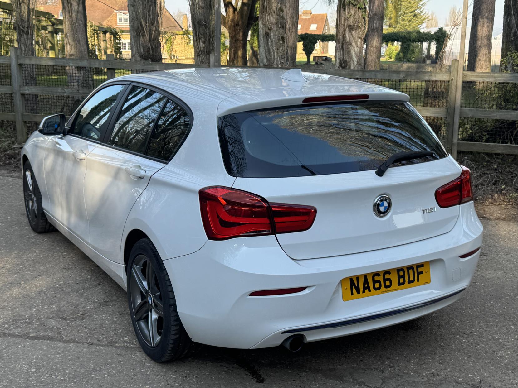 BMW 1 Series 1.5 118i Sport Hatchback 5dr Petrol Manual Euro 6 (s/s) (136 ps)