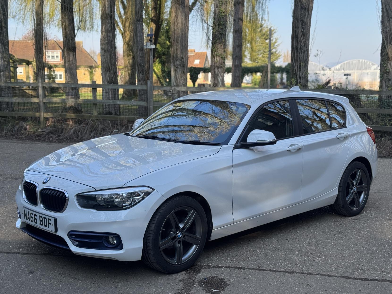 BMW 1 Series 1.5 118i Sport Hatchback 5dr Petrol Manual Euro 6 (s/s) (136 ps)