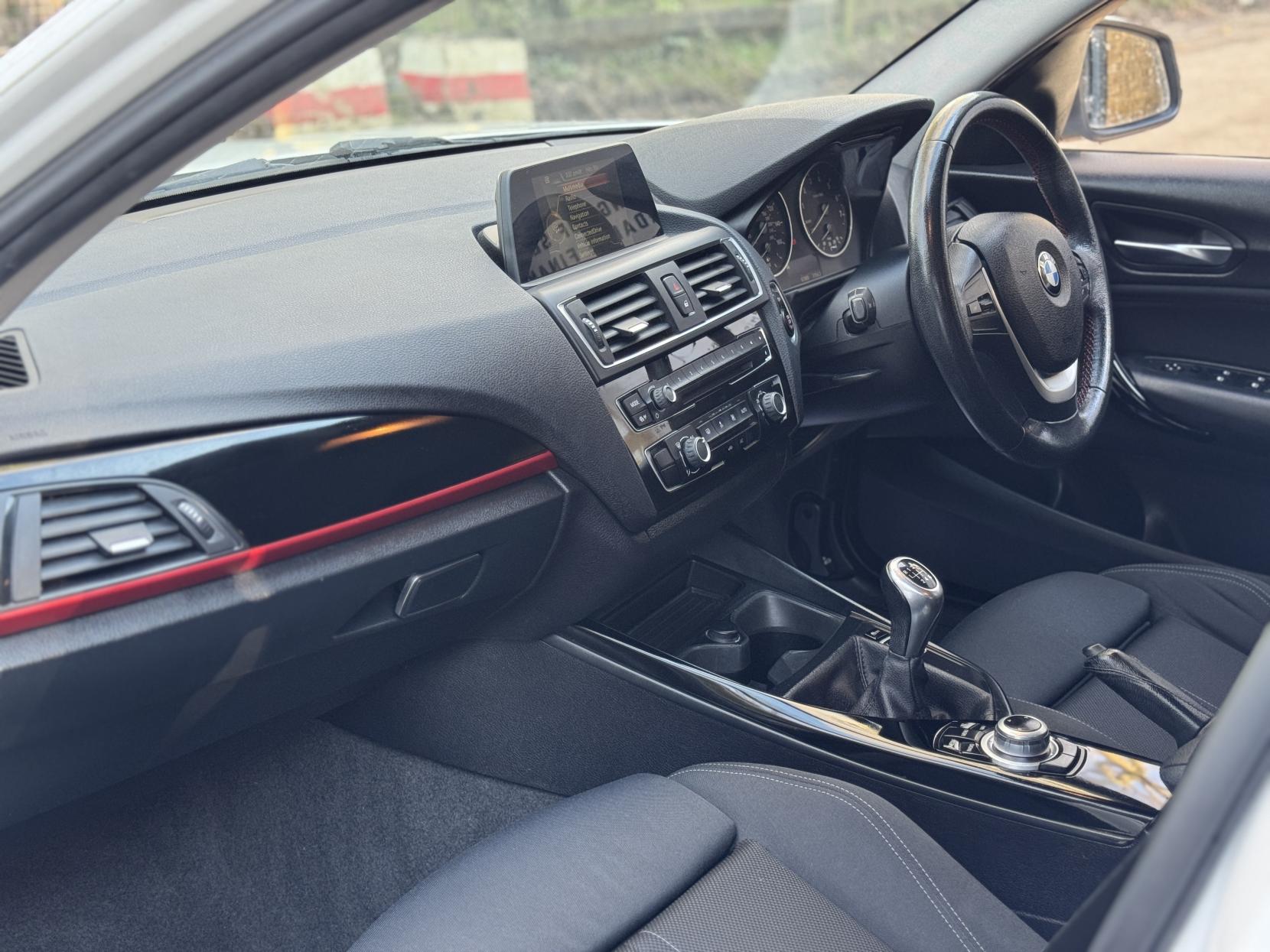 BMW 1 Series 1.5 118i Sport Hatchback 5dr Petrol Manual Euro 6 (s/s) (136 ps)