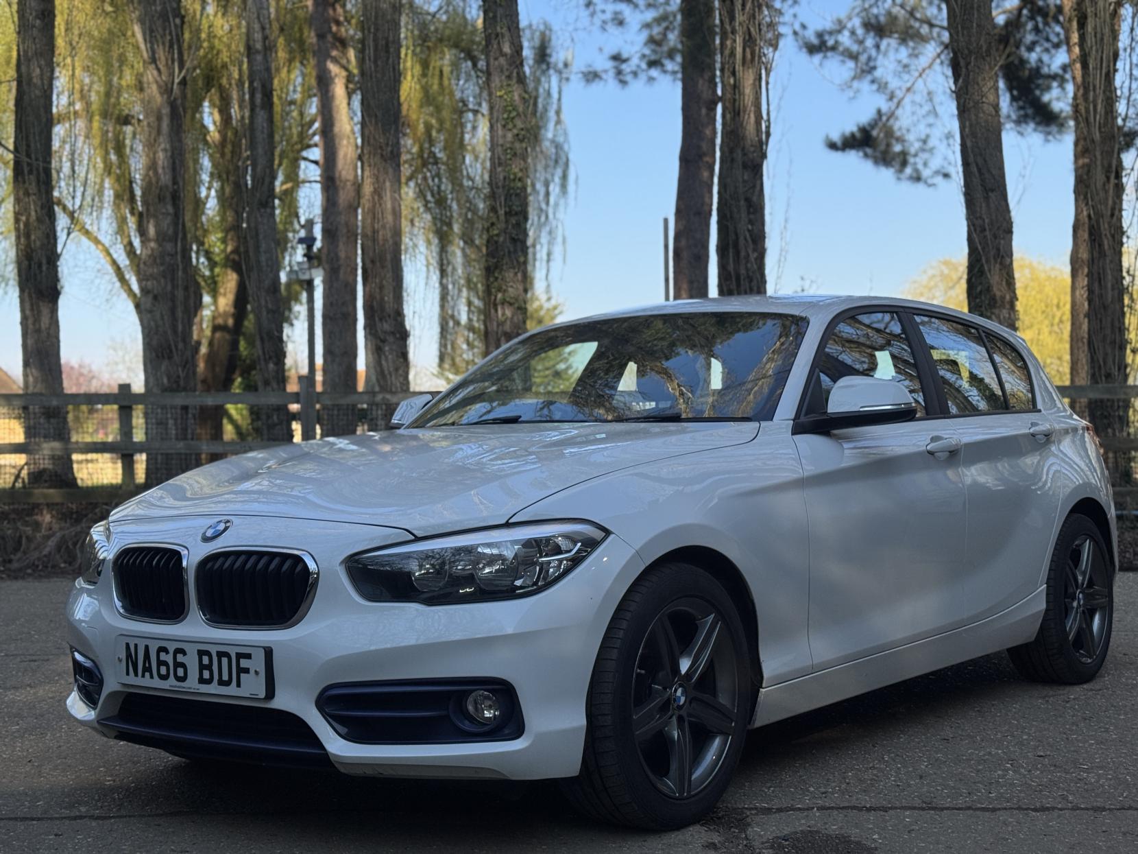 BMW 1 Series 1.5 118i Sport Hatchback 5dr Petrol Manual Euro 6 (s/s) (136 ps)