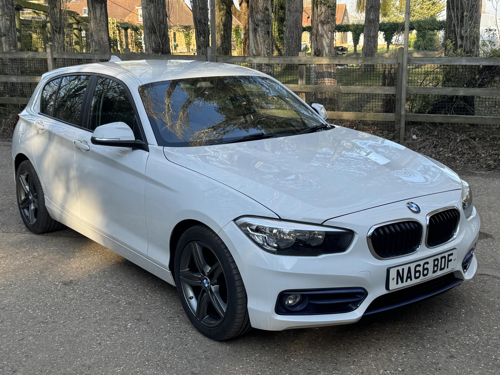 BMW 1 Series 1.5 118i Sport Hatchback 5dr Petrol Manual Euro 6 (s/s) (136 ps)