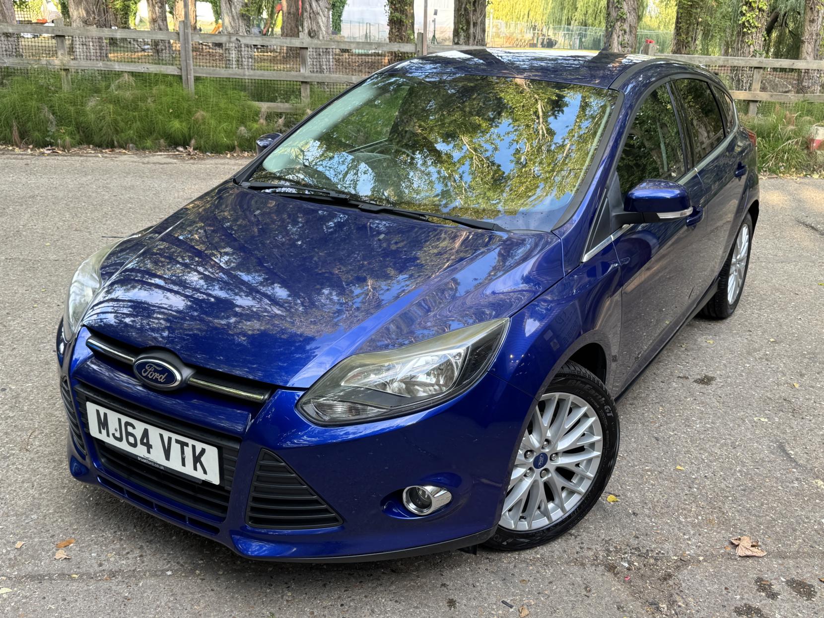 Ford Focus 1.0T EcoBoost Zetec Navigator Hatchback 5dr Petrol Manual Euro 5 (s/s) (100 ps)
