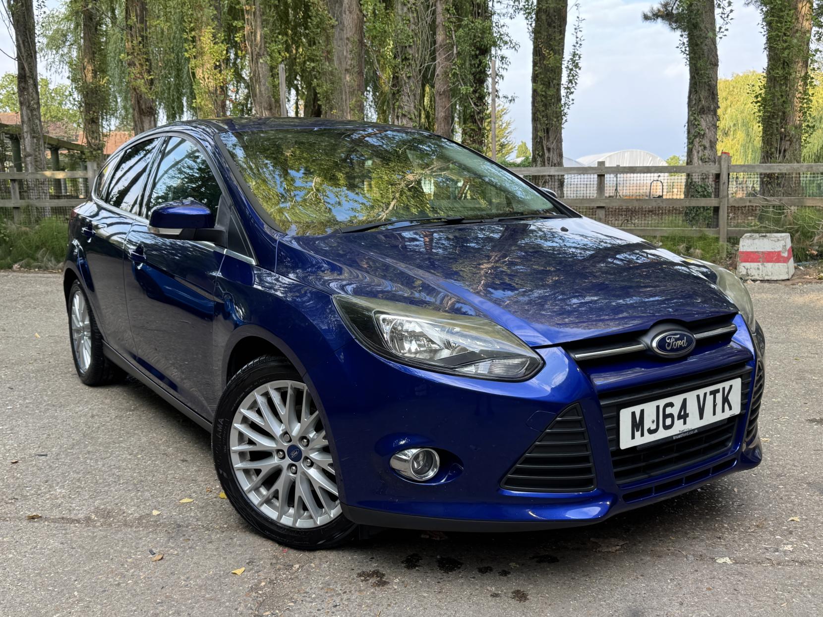 Ford Focus 1.0T EcoBoost Zetec Navigator Hatchback 5dr Petrol Manual Euro 5 (s/s) (100 ps)