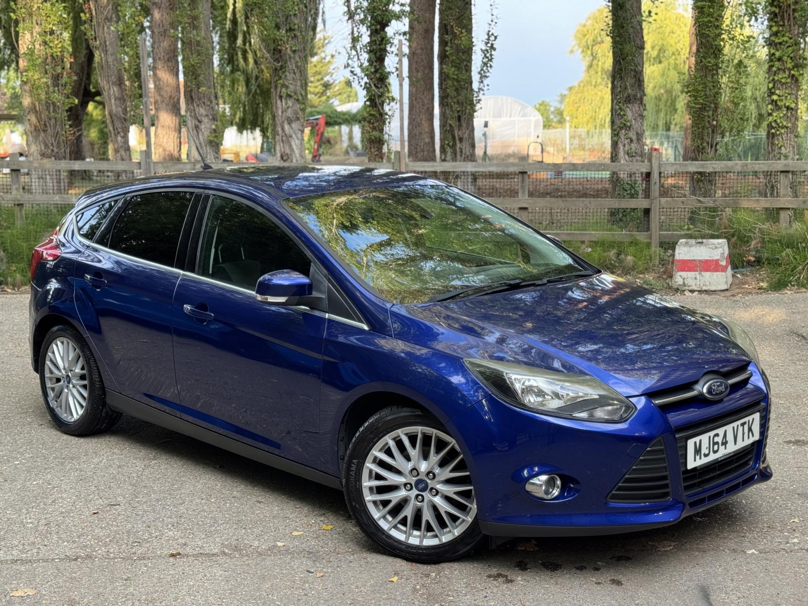 Ford Focus 1.0T EcoBoost Zetec Navigator Hatchback 5dr Petrol Manual Euro 5 (s/s) (100 ps)