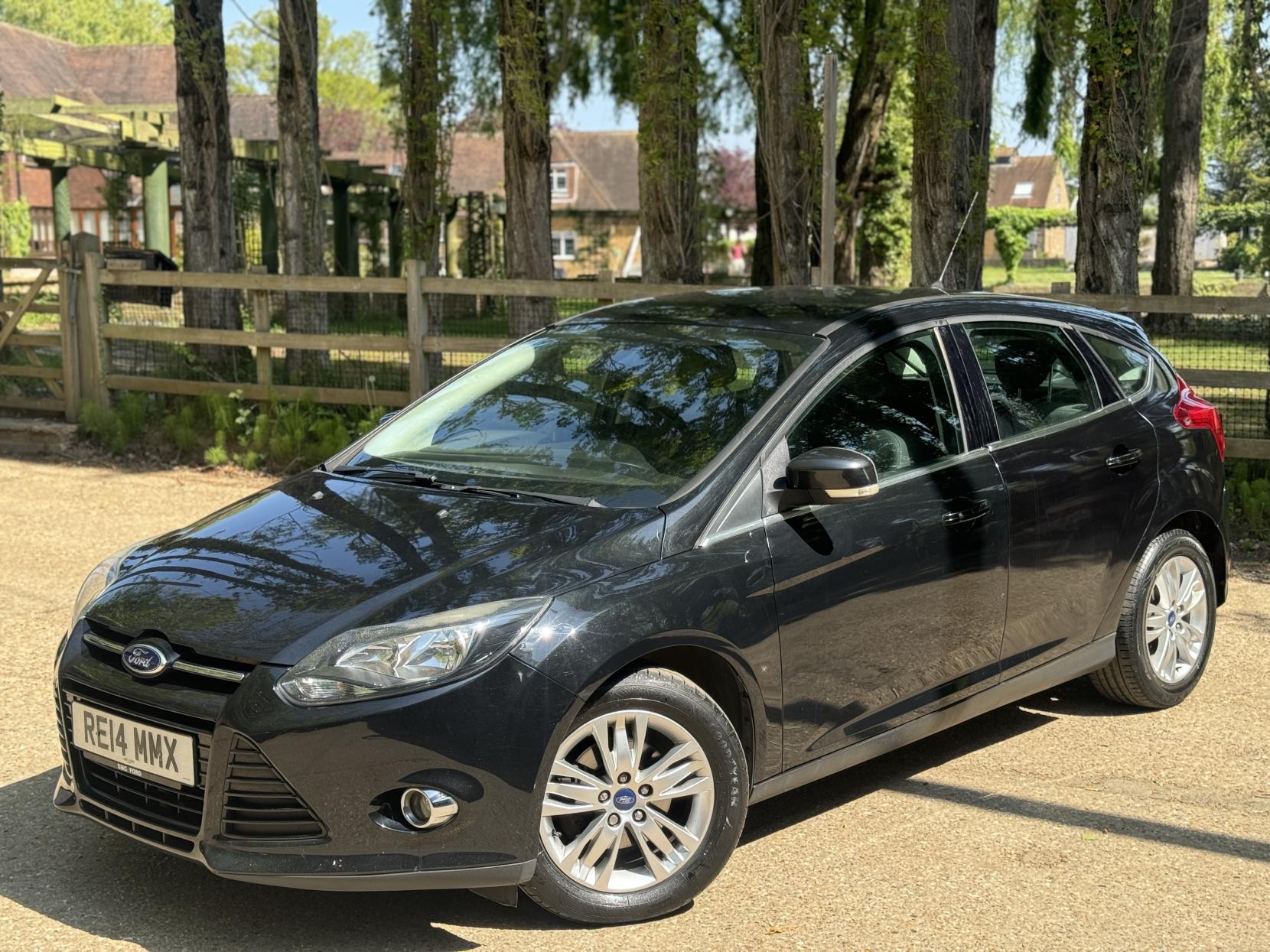Ford Focus 1.0T EcoBoost Titanium Navigator Hatchback 5dr Petrol Manual Euro 5 (s/s) (125 ps)