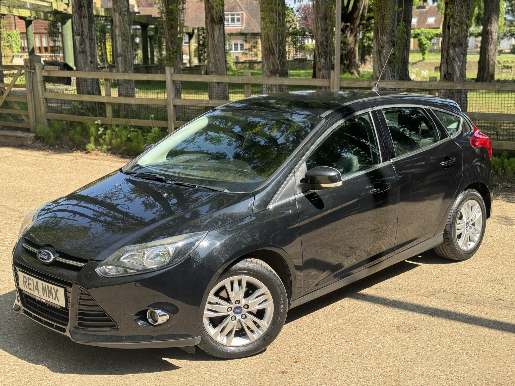Ford Focus 1.0T EcoBoost Titanium Navigator Hatchback 5dr Petrol Manual Euro 5 (s/s) (125 ps)