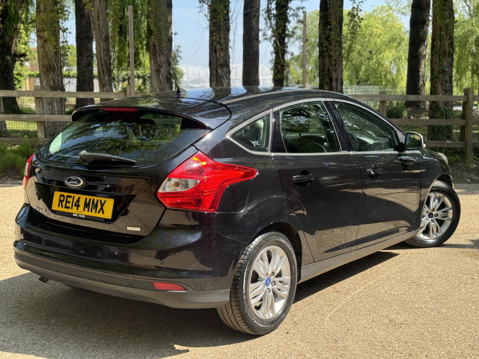 Ford Focus 1.0T EcoBoost Titanium Navigator Hatchback 5dr Petrol Manual Euro 5 (s/s) (125 ps)